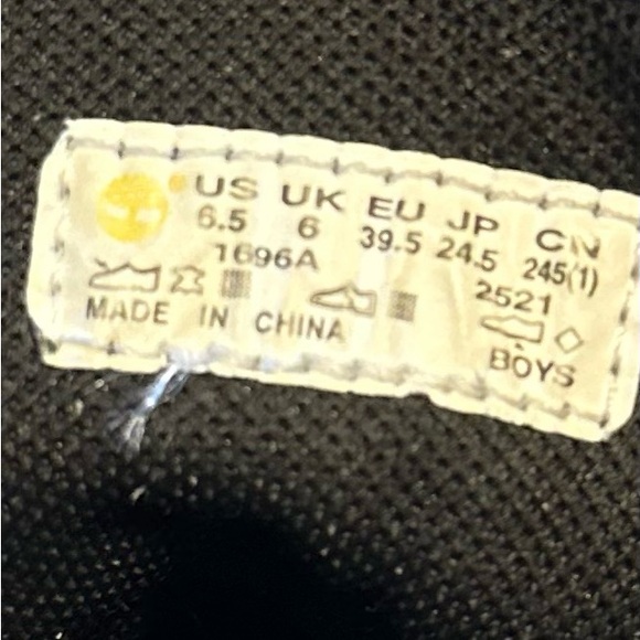 Black High-Top Boy’s Shoes - Picture 3 of 4